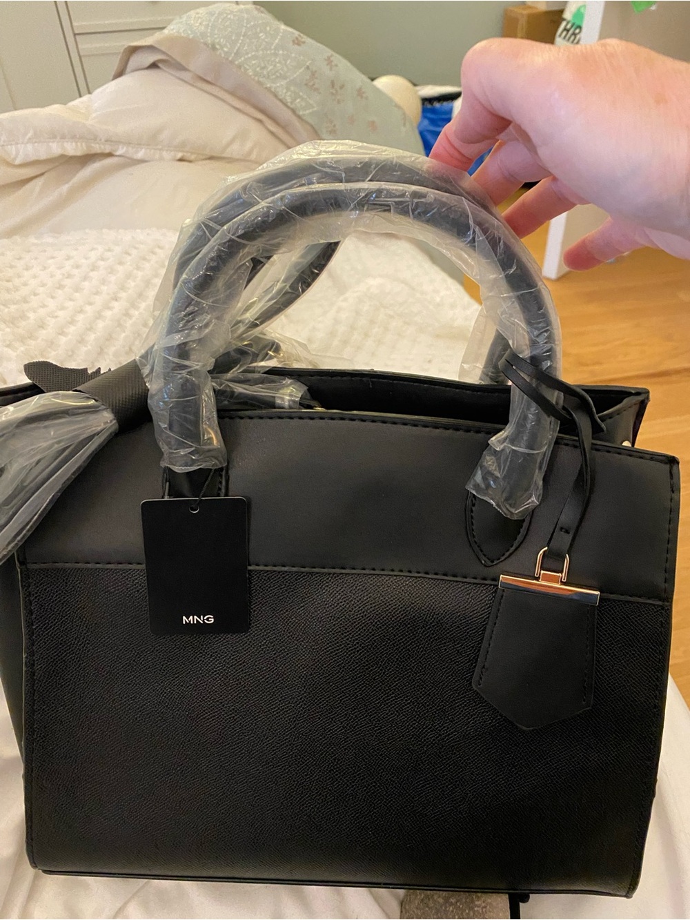 Mng mango brand faux leather shopper purse. New in package and never used